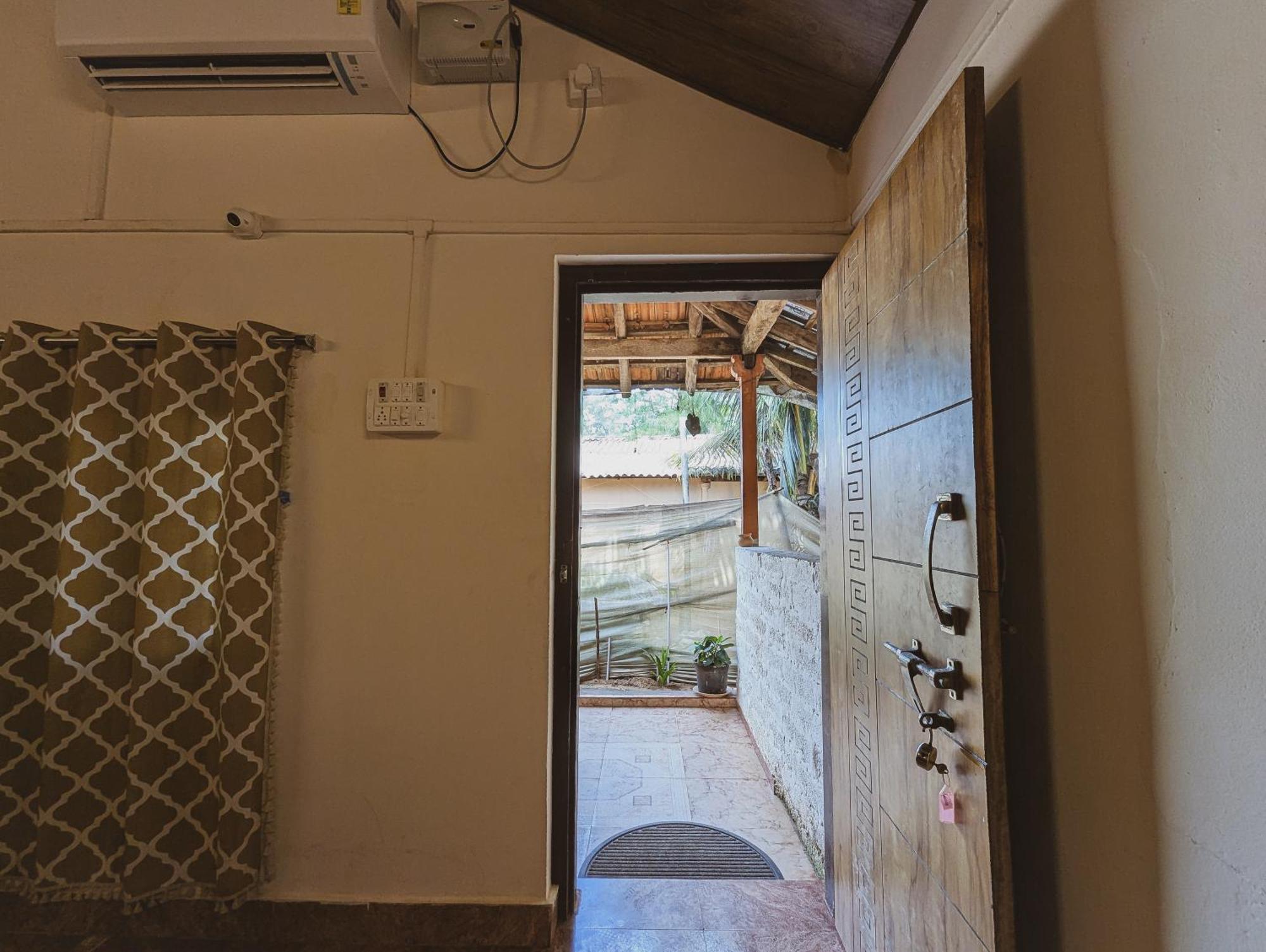 Sunset Cafe Beach Stay Gokarna  Dış mekan fotoğraf