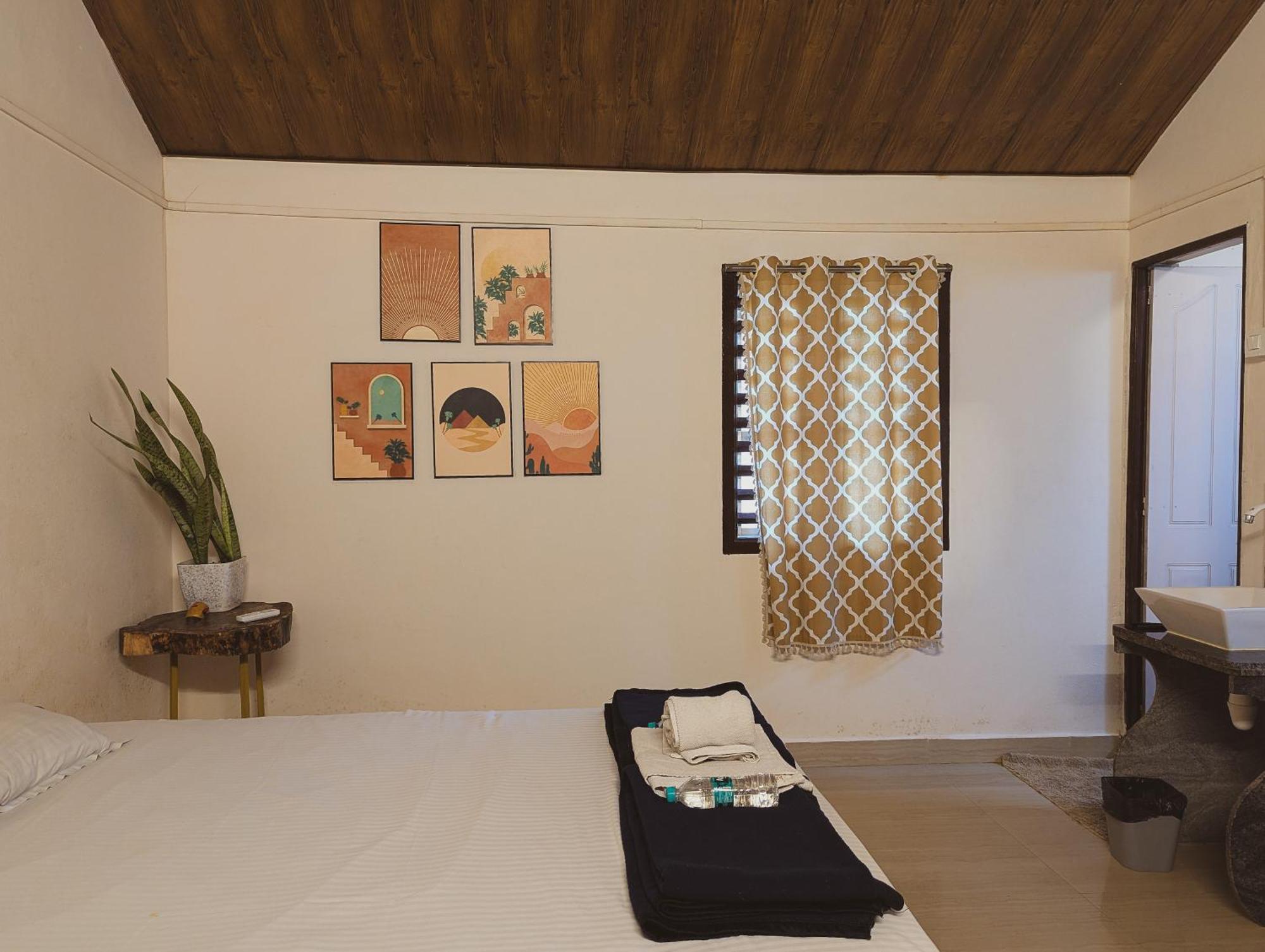 Sunset Cafe Beach Stay Gokarna  Dış mekan fotoğraf
