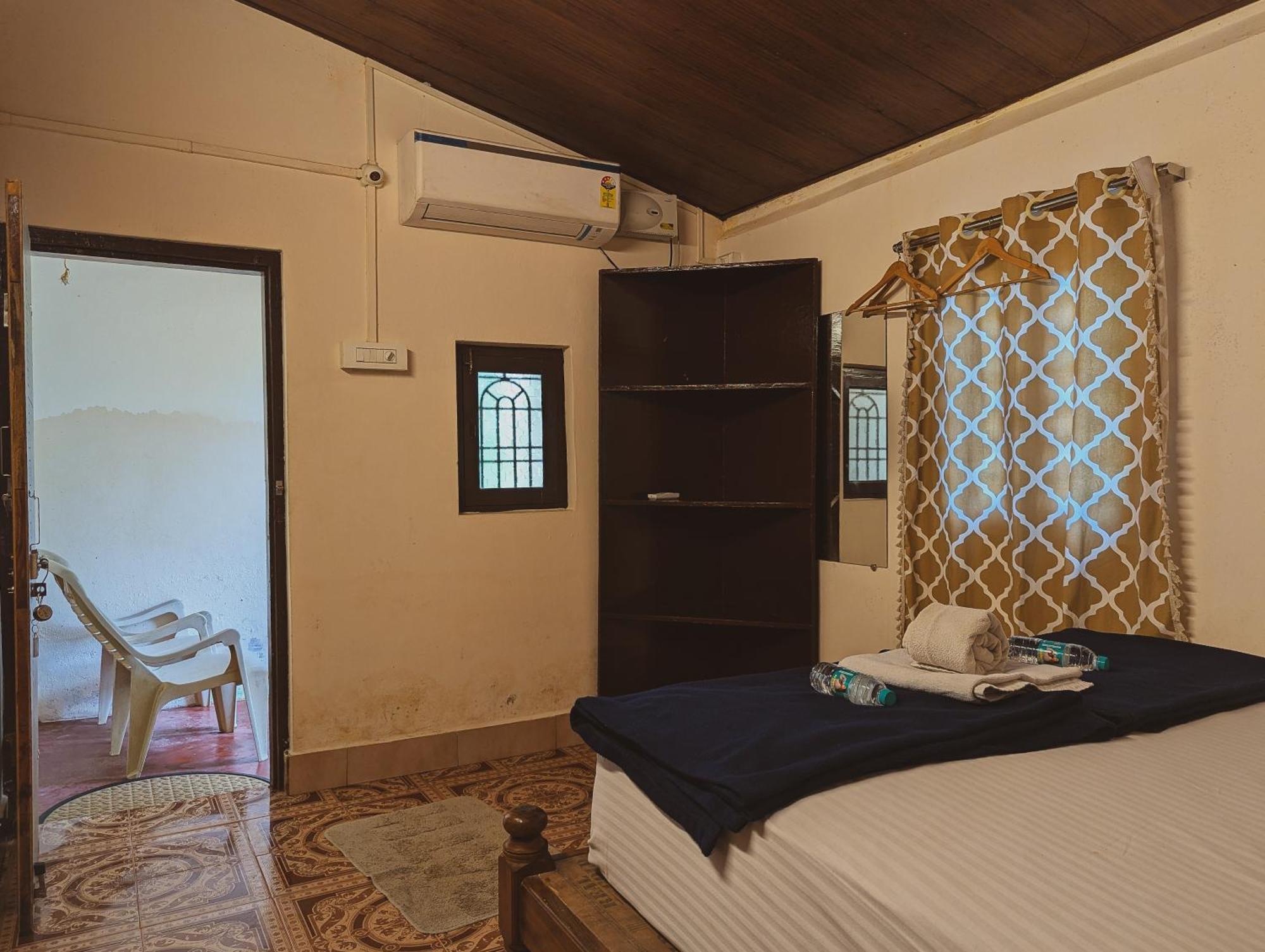 Sunset Cafe Beach Stay Gokarna  Dış mekan fotoğraf