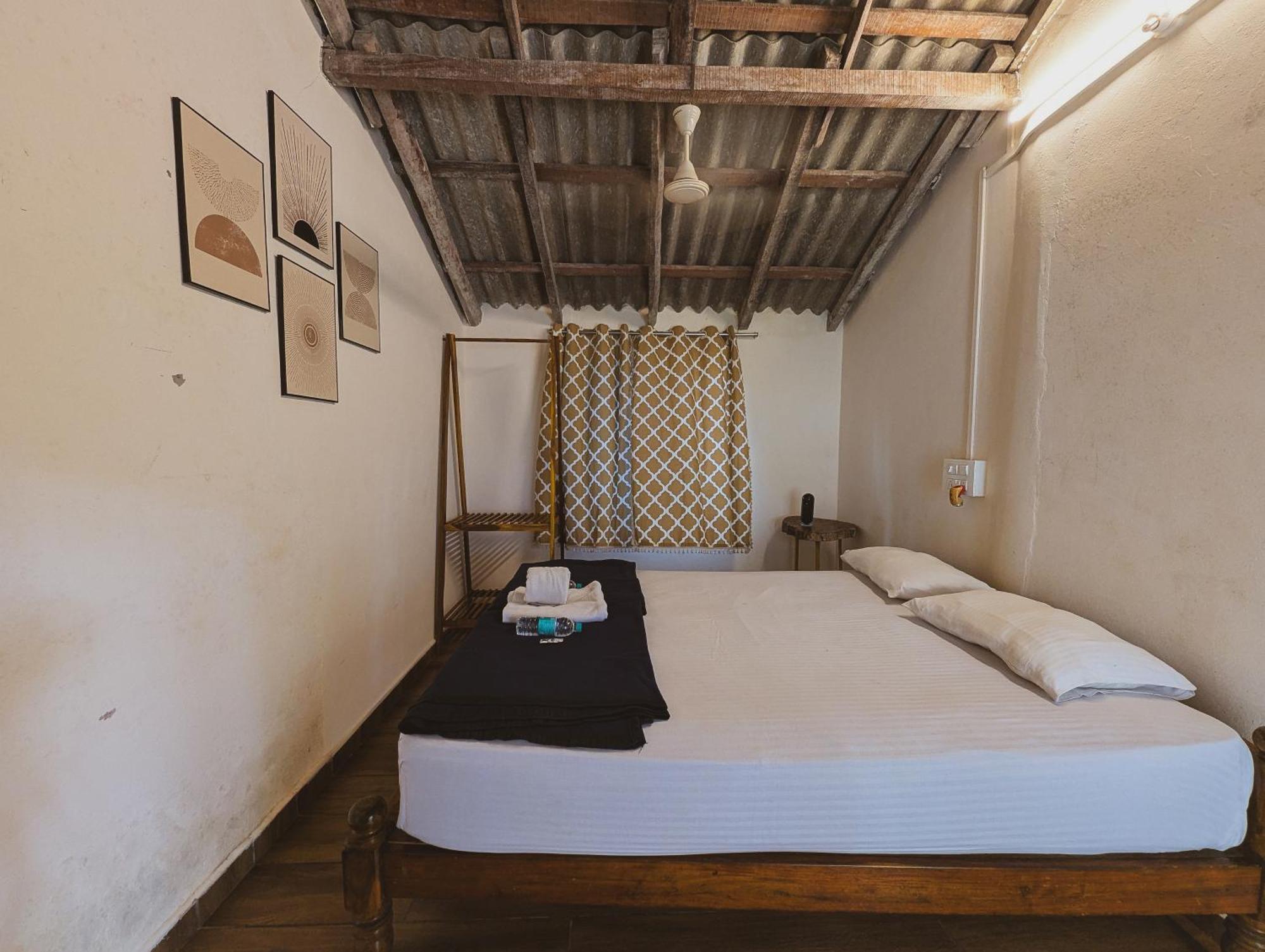 Sunset Cafe Beach Stay Gokarna  Dış mekan fotoğraf