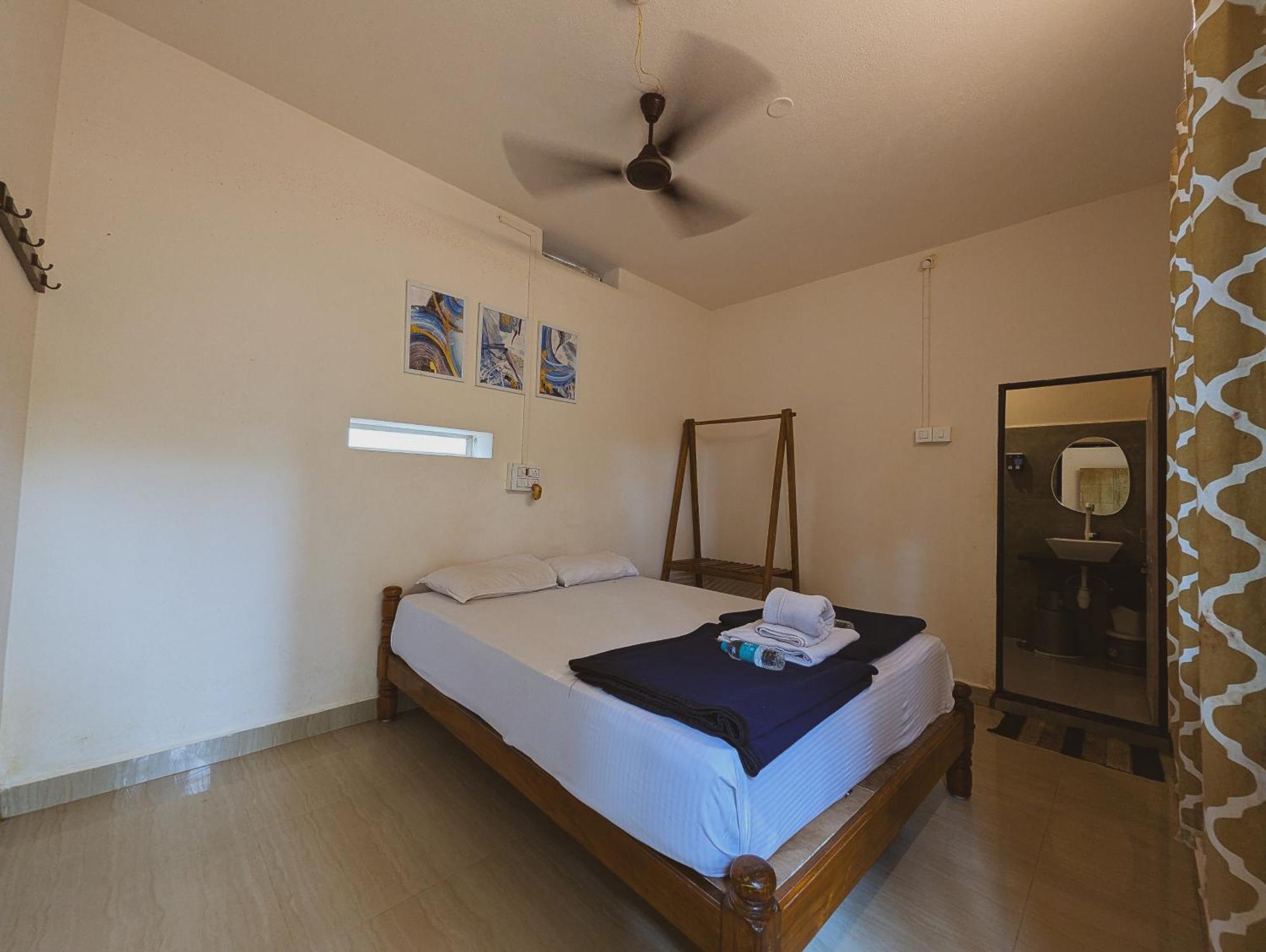 Sunset Cafe Beach Stay Gokarna  Dış mekan fotoğraf