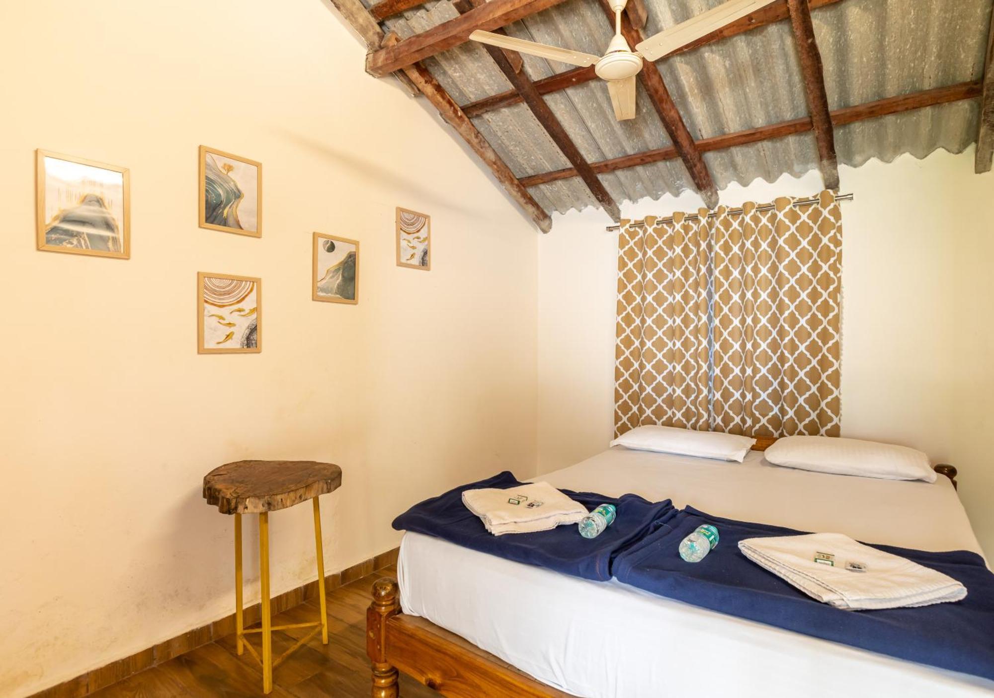 Sunset Cafe Beach Stay Gokarna  Dış mekan fotoğraf
