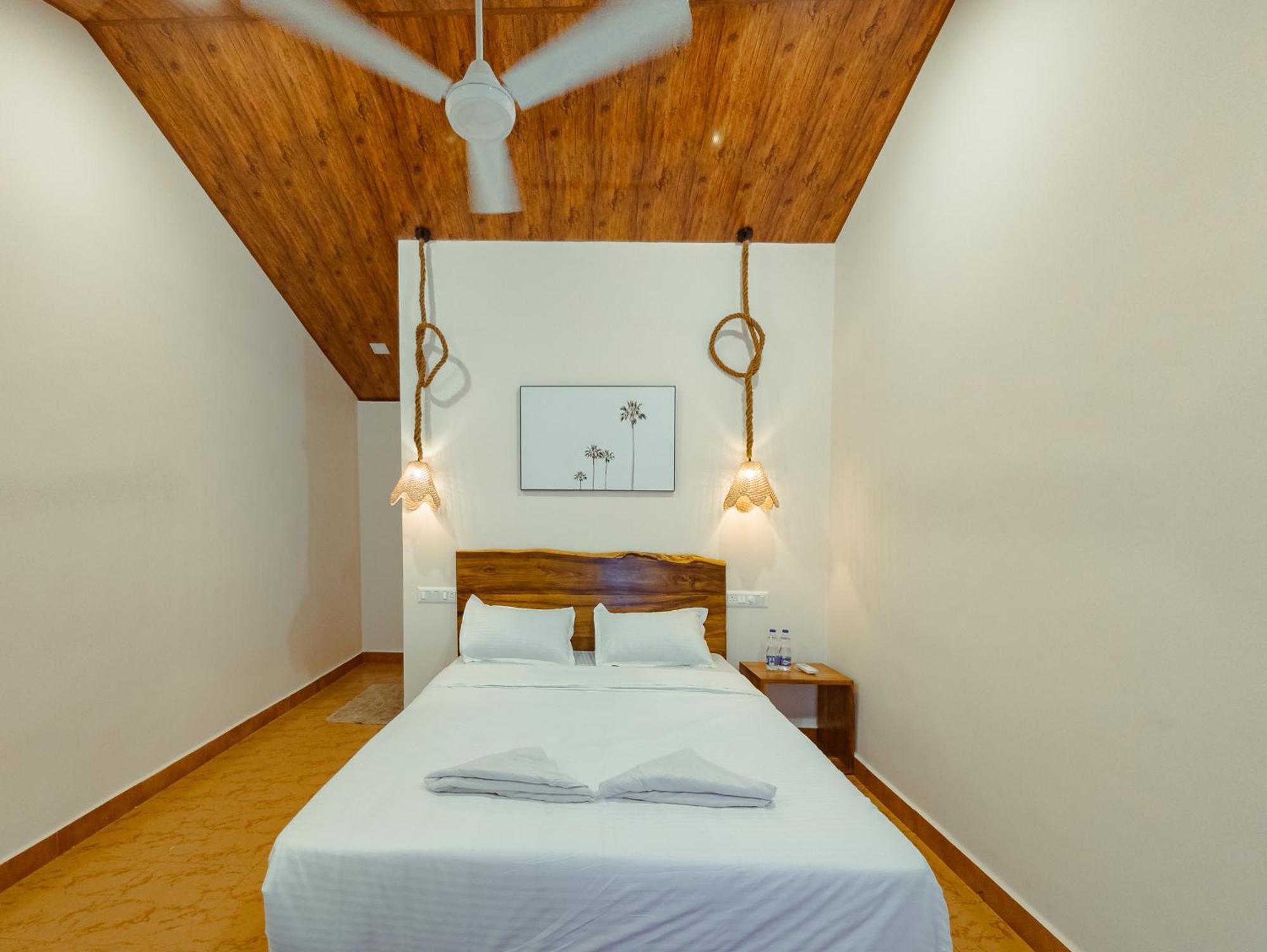 Sunset Cafe Beach Stay Gokarna  Dış mekan fotoğraf